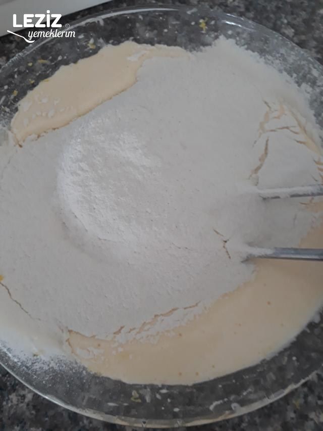Enfes Limonlu Kek