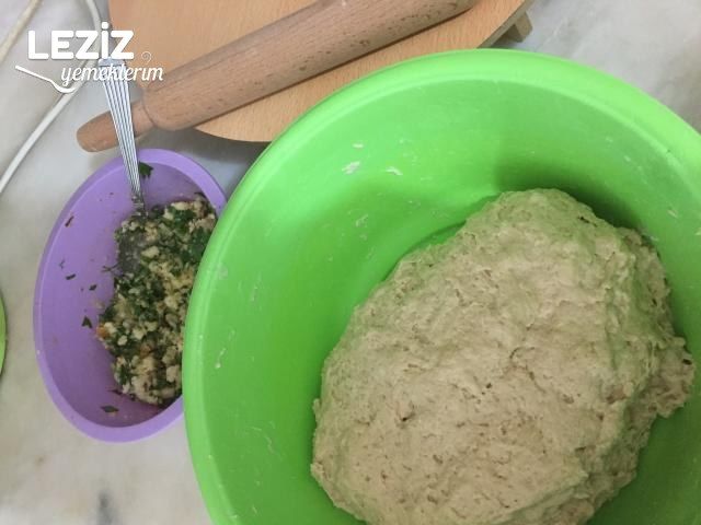 Peynirli Çıtır Börek Yapılışı