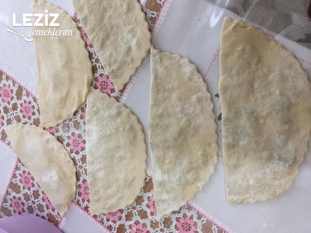 Peynirli Çıtır Börek Yapılışı