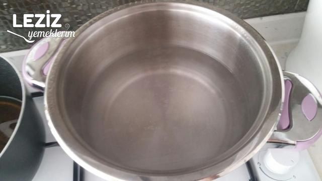 Salça Soslu Fiyonk Makarna