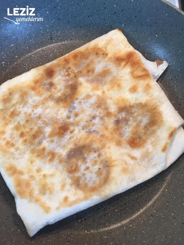 Sucuklu Lavaş Gözleme