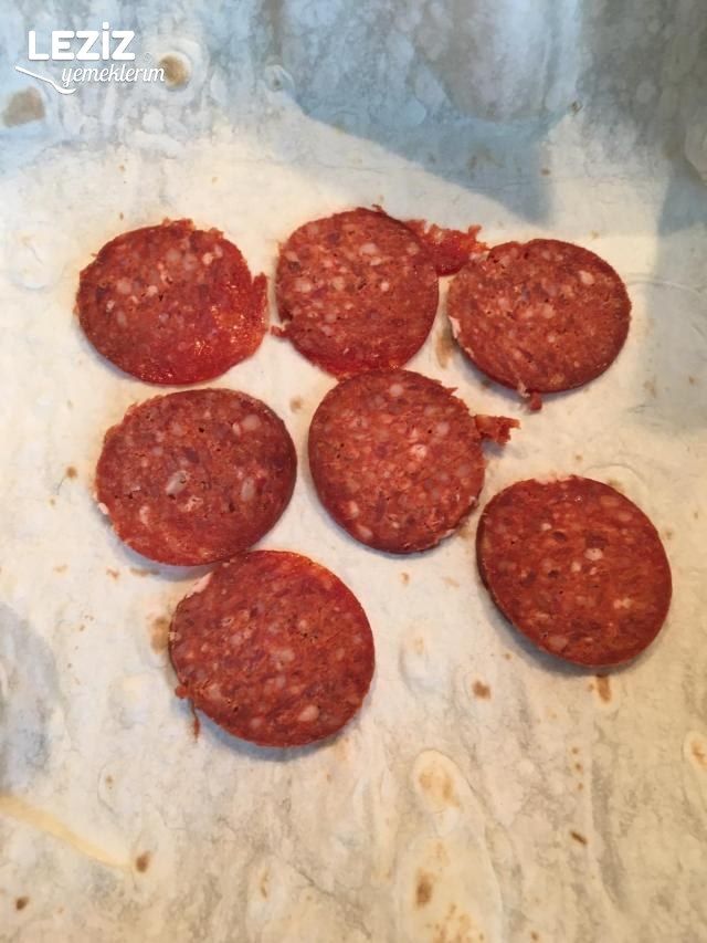 Sucuklu Lavaş Gözleme