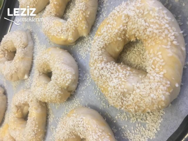 Kaşar Peynirli Açma