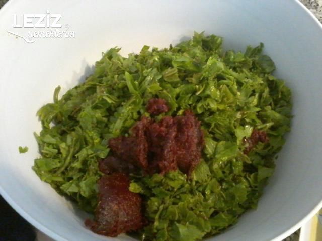 Asma Yapraklı Ekşimsi Pilav