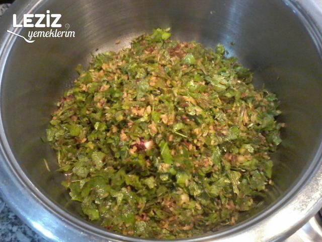 Asma Yapraklı Ekşimsi Pilav