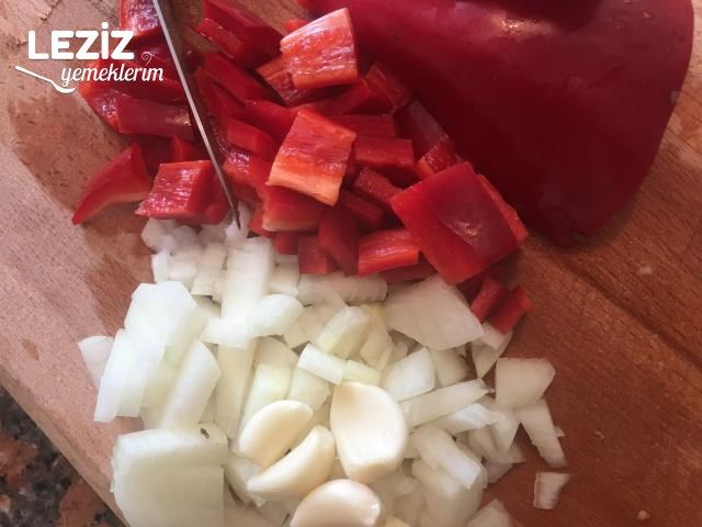 Fırında Sebzeli Et Yemeği