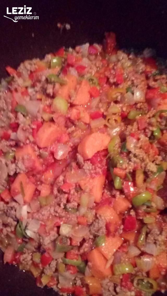 Nefis Kıymalı Kabak Yemeği (Birde Böyle Deneyin)