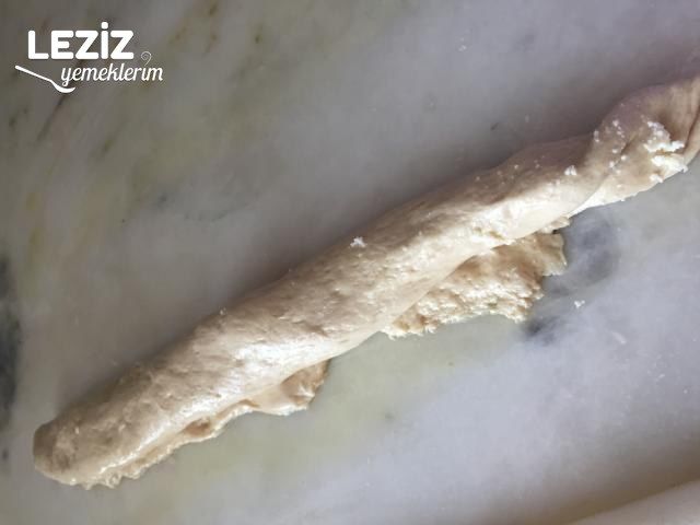 Anne Kokulu Dızmana