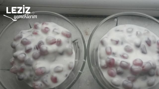 Çocuklar Icin Yogurtlu Nar Taneleri