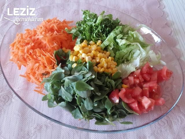 Karışık Salata Yapımı