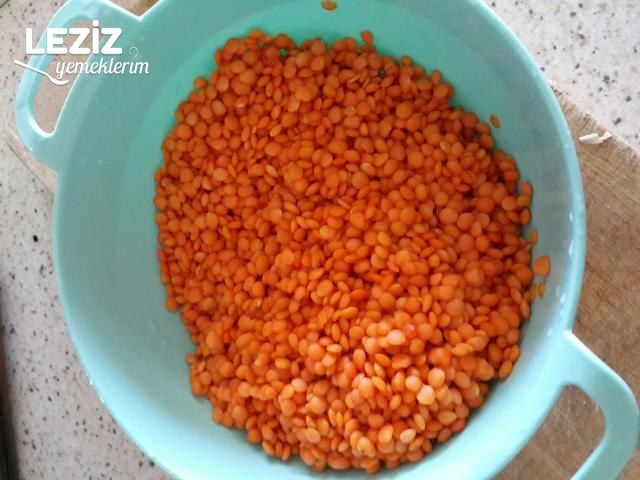 Lokanta Usulü Mercimek Çorbası Nasıl Yapılır