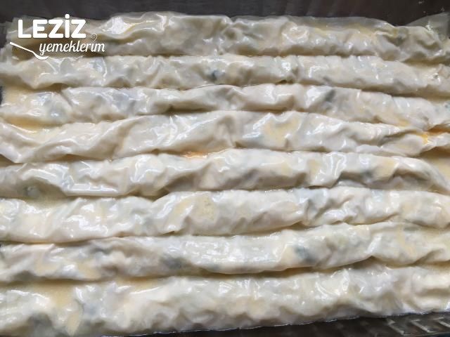 Çıtır Çıtır Peynirli Börek