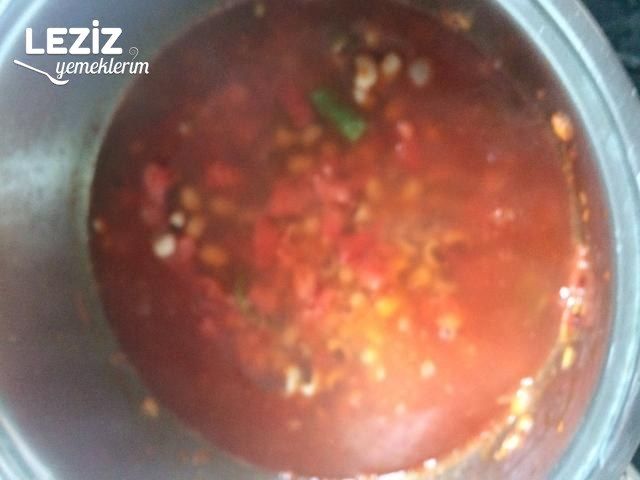Domatesli Biberli Kuru Börülce Yemeği