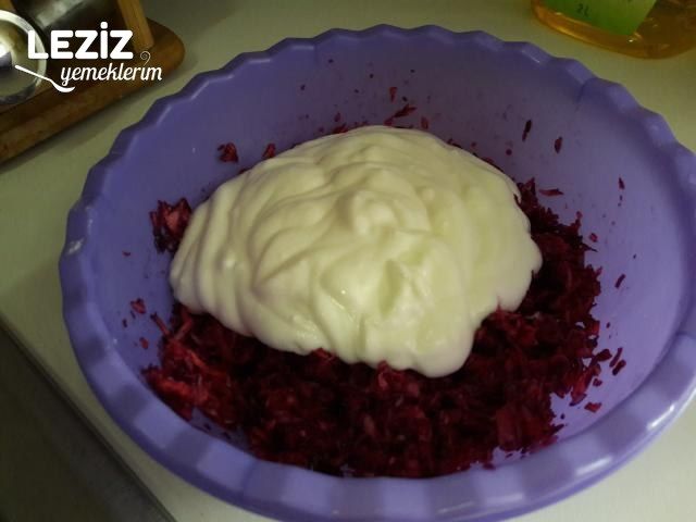 Mor Lahana Mezesi Tarifi