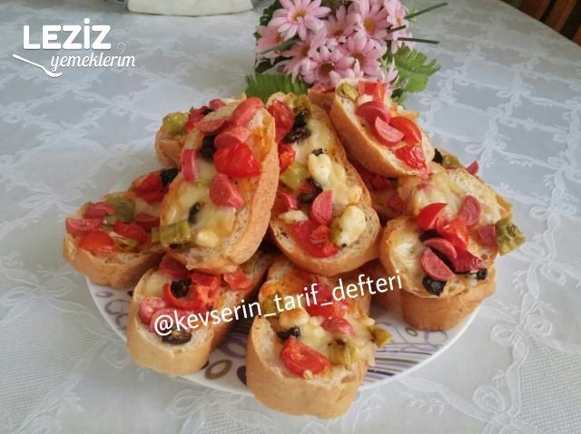 Lezzetli Bayat Ekmek Dilimleri