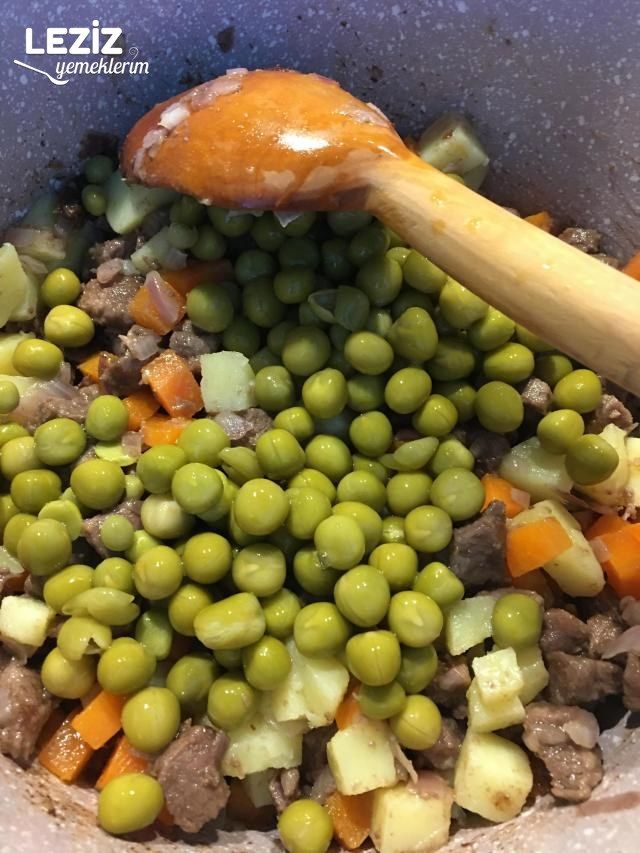 Nefis Talaş Böreği Tarifi