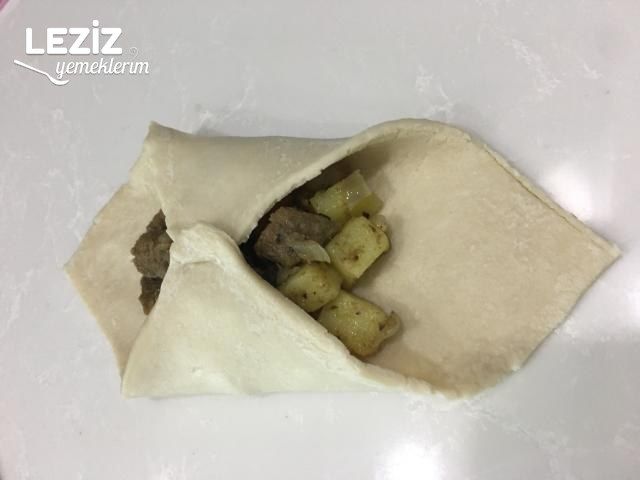 Nefis Talaş Böreği Tarifi