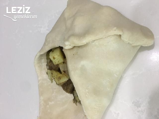 Nefis Talaş Böreği Tarifi