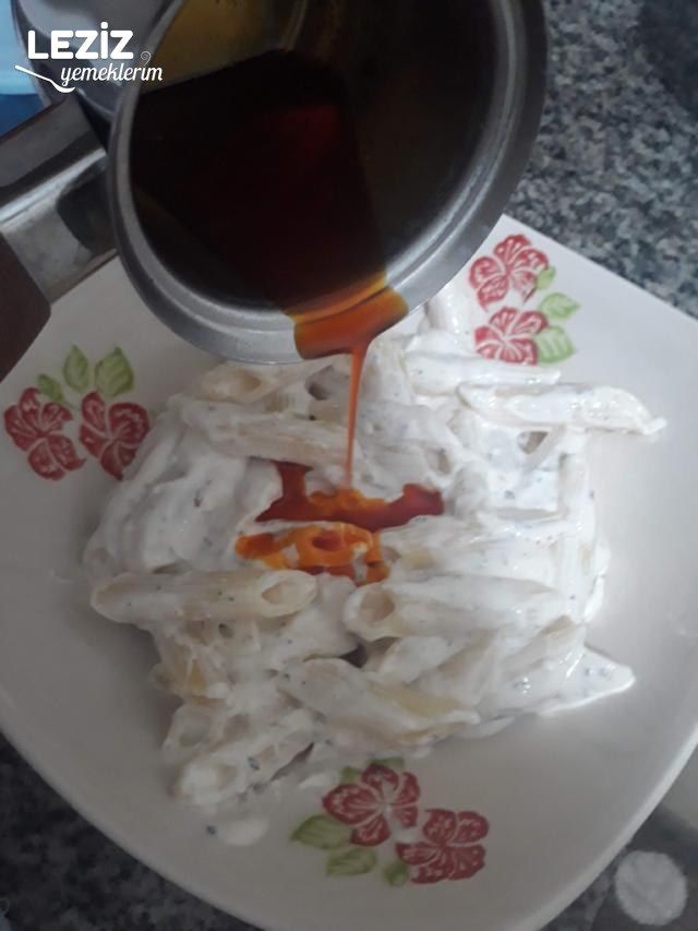 Yoğurtlu Makarna Nasıl Yapılır?