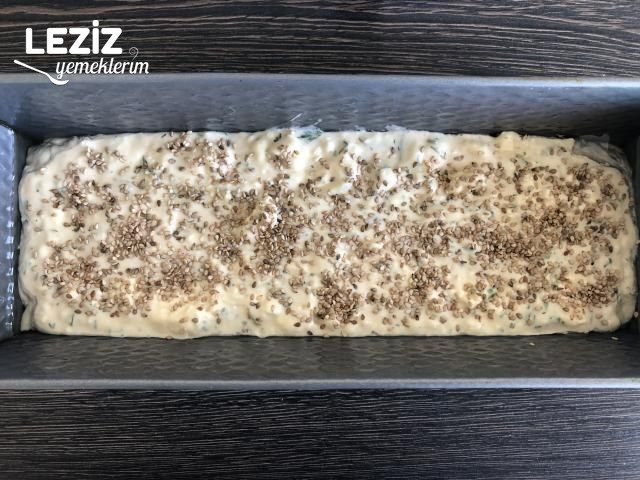 Susamlı Peynirli Kek