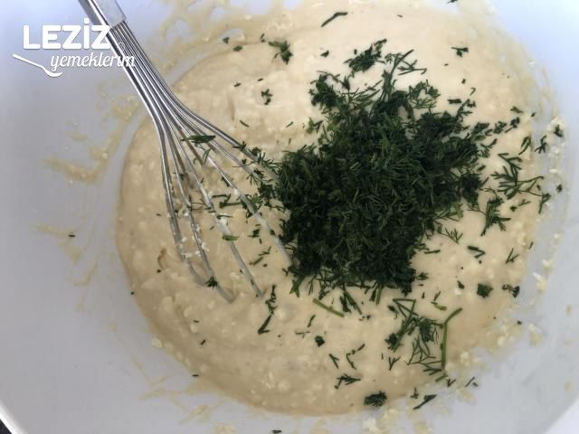 Susamlı Peynirli Kek