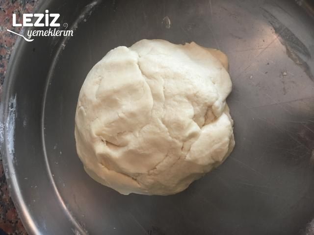 Şeftali Ve Elmalı Pay