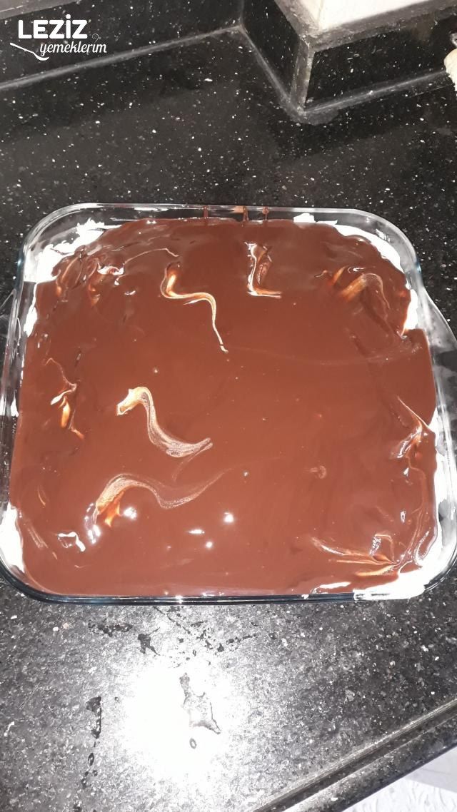 Ağlayan Pasta (Vazgeçilmeziniz Olacak)