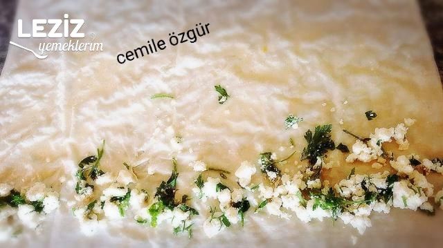 Baklavalık Yufkadan Çıtır Peynirli Börek