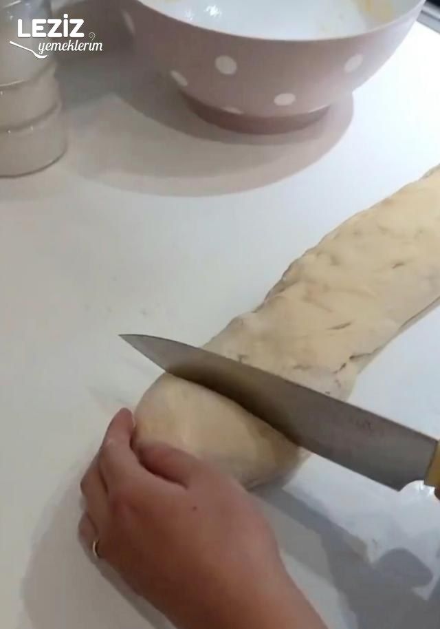 Yumuşacık Mayalı Çiçek Poğaça