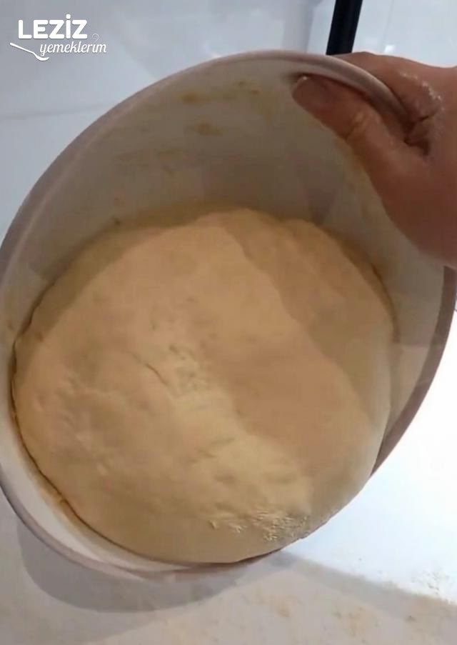 Yumuşacık Mayalı Çiçek Poğaça
