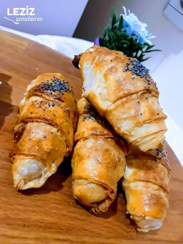 Sodayla Pişen Katmer Börek