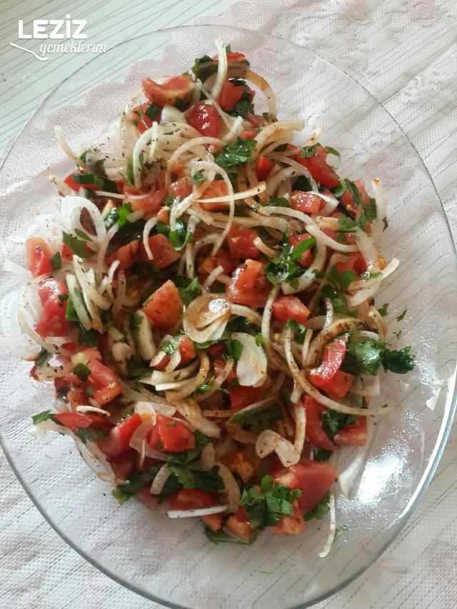 Nefis Çoban Salatası Tarifi