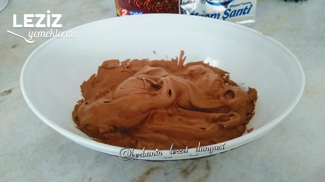 Sürprizli Tatlım (Bisküvi Mantolu)