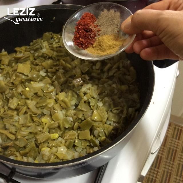 Yumurtalı Fasulye Kavurması