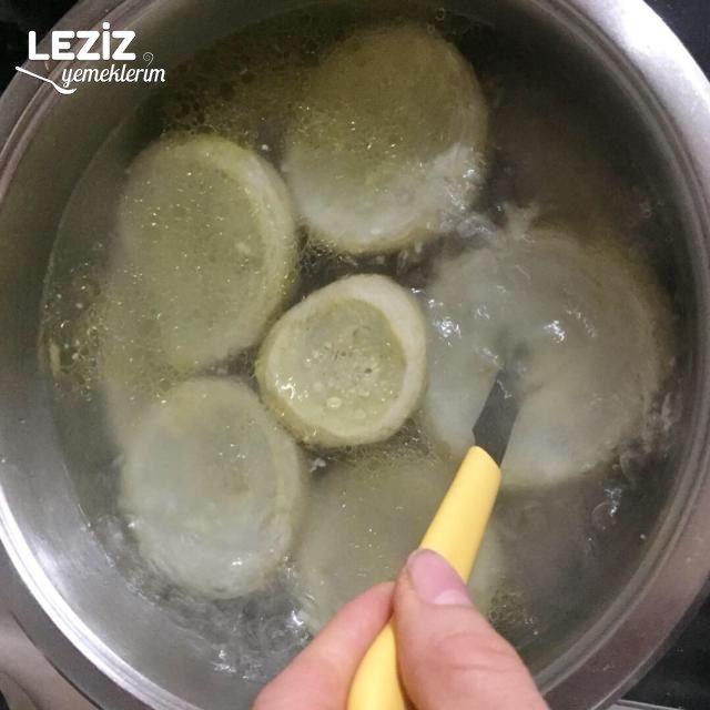 Enginar Çanağında Patlıcan Közlemesi