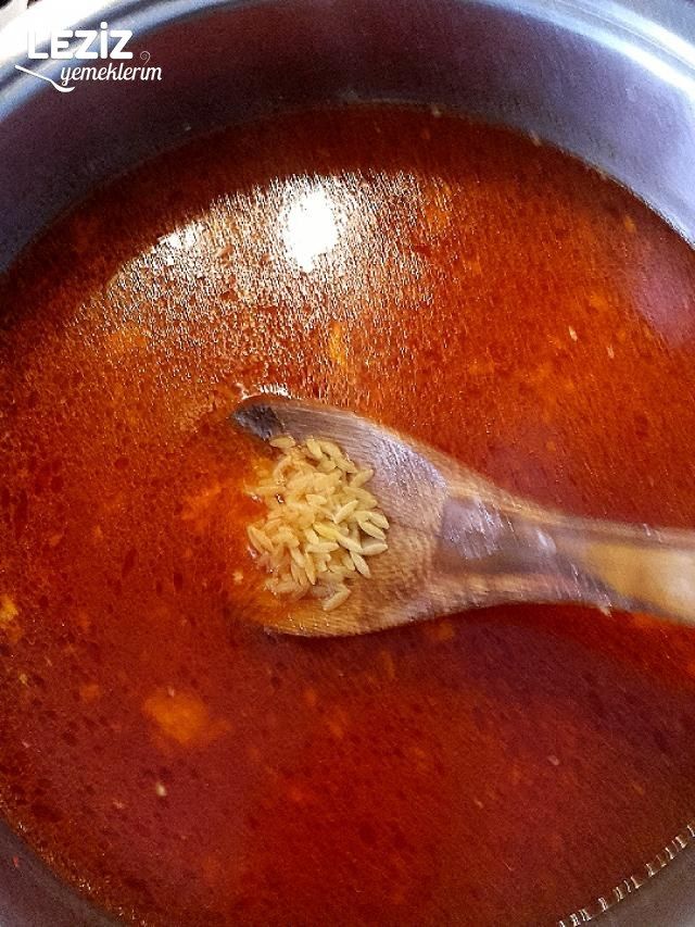 Arpa Şehriyeli Tavuk Çorbası