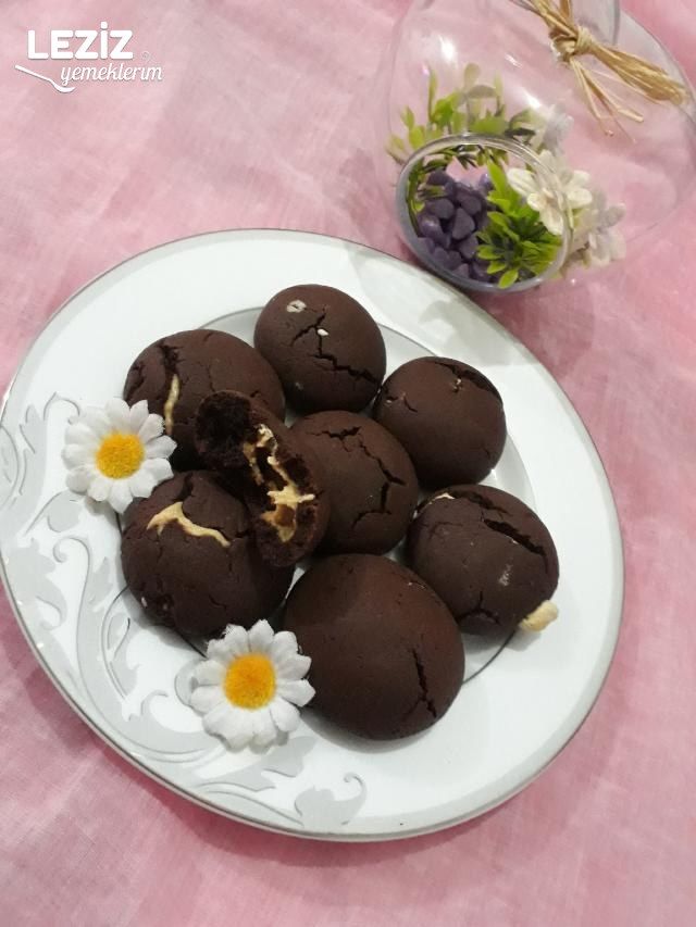 Helva Dolgulu Enfes Kurabiye