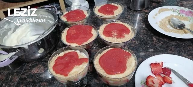 Çilekli Magnolia (Püf Noktalarıyla)