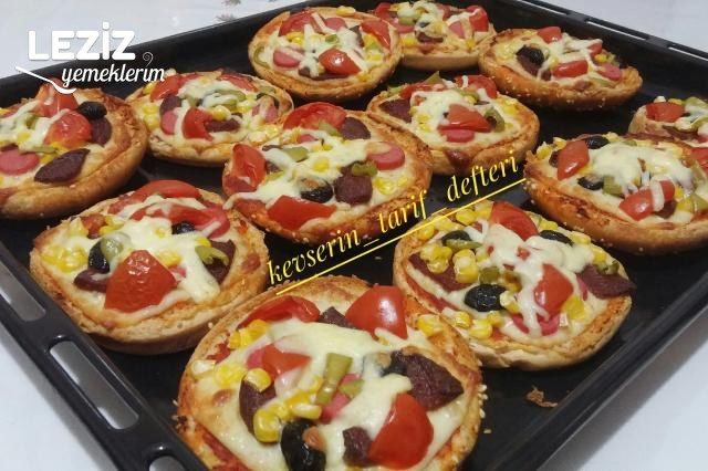 Hamburger Ekmeği Pizzası (Daha Yumusak Ve Daha Doyurucu)