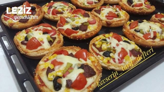 Hamburger Ekmeği Pizzası (Daha Yumusak Ve Daha Doyurucu)