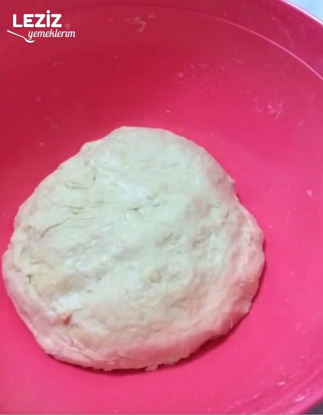 Peynirli Çiçek Ekmek