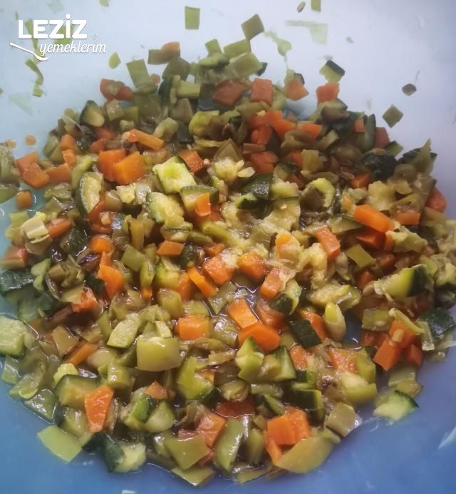 Sebzeli Mercimek Çorbası Yapılışı