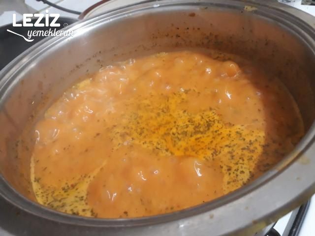 Sütlü Domates Çorbası Tarifi