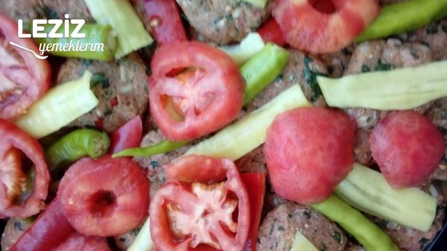 Bol Biberli Köfte