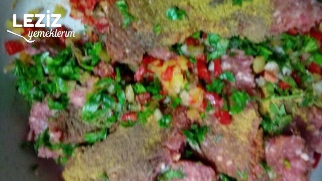 Dedenin Nefis Soğan Kebabı (Birde Bu Şekilde Deneyin)