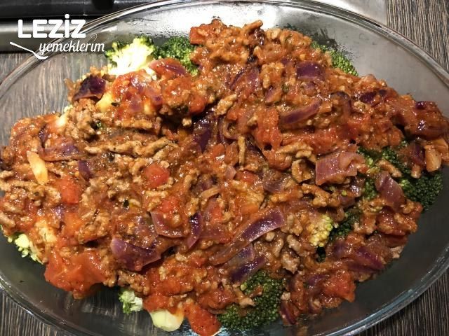 Peynirli Kıymalı Brokoli