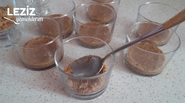 Pişmeyen Yalancı Cheesecake Tarifi