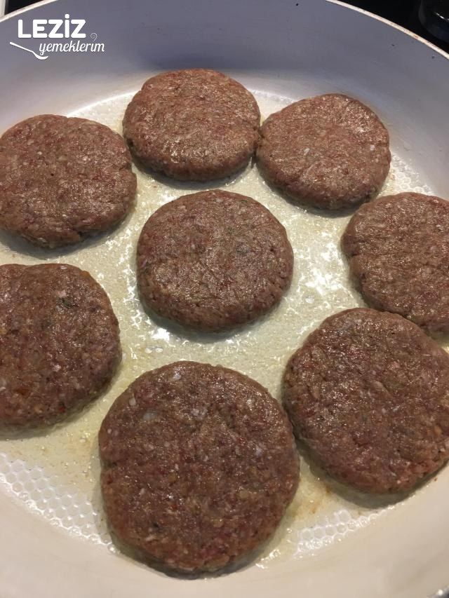 Köfteli Börek