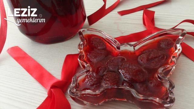 Lokum Kıvamında  Çilek Reçeli