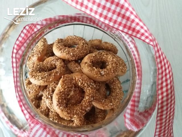 Ağızda Dağılan Kandil Simidi